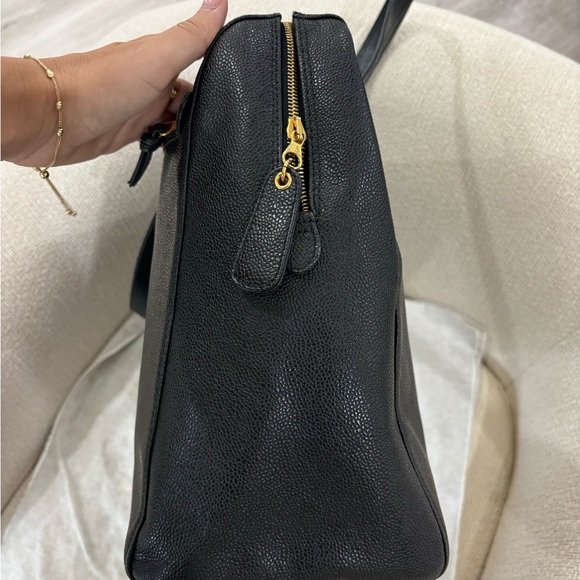 Authentic CHANEL large caviar zip tote laptop business executive bag - Picture 8 of 16